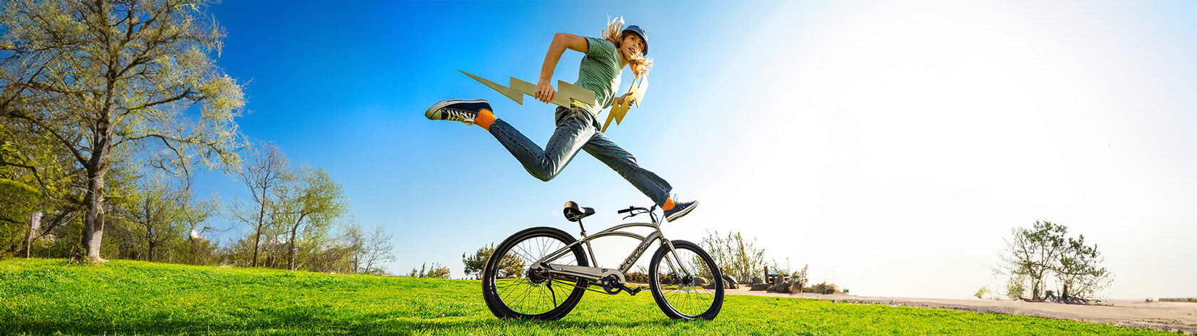 Men's E-bike Electra Cruiser GO! Step Over Matte Titanium