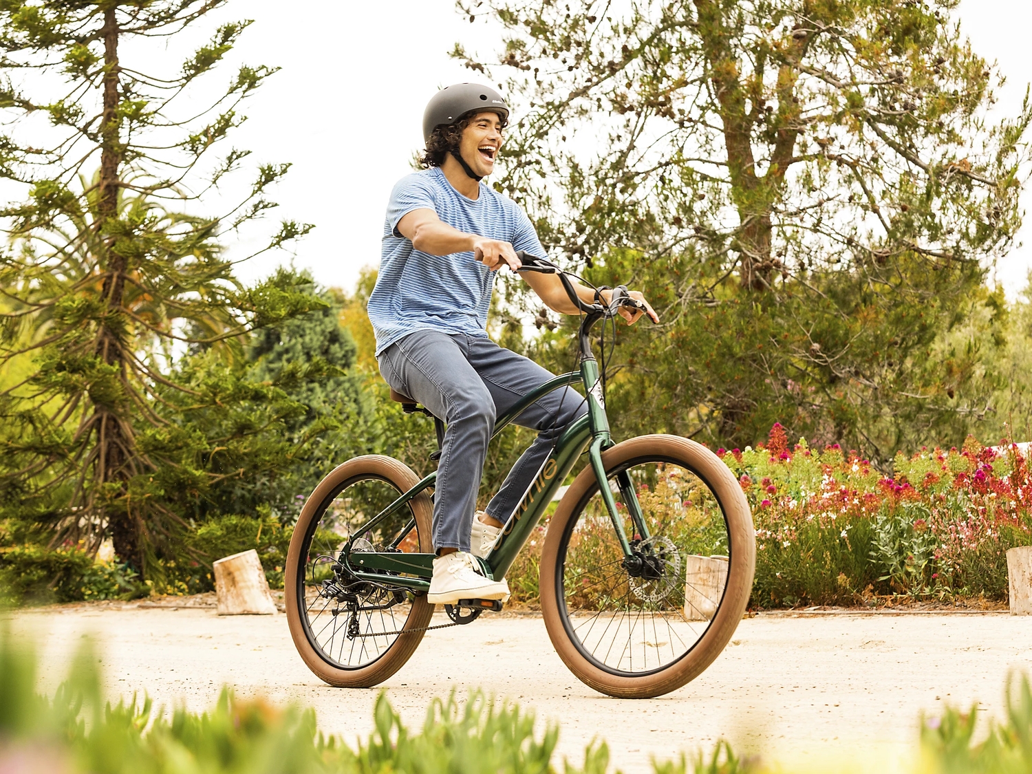 Watch Men's E-bike Electra Townie GO! 7D EQ Step Over Matte Black