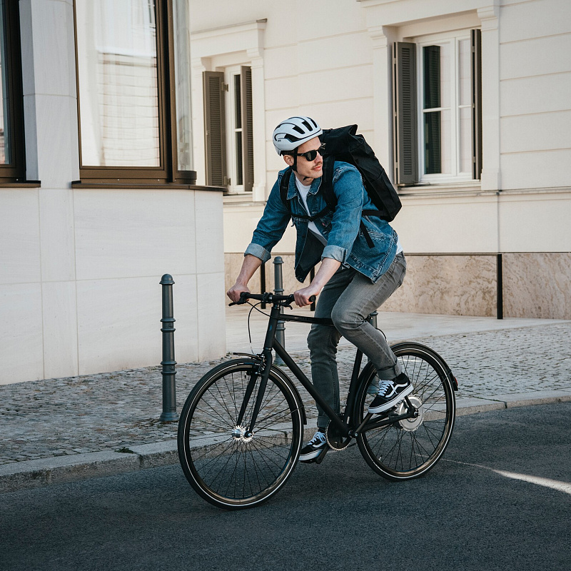 FIXIE Inc. Backspin | Single-Speed Electric Bicycle | Minimalism Meets Performance