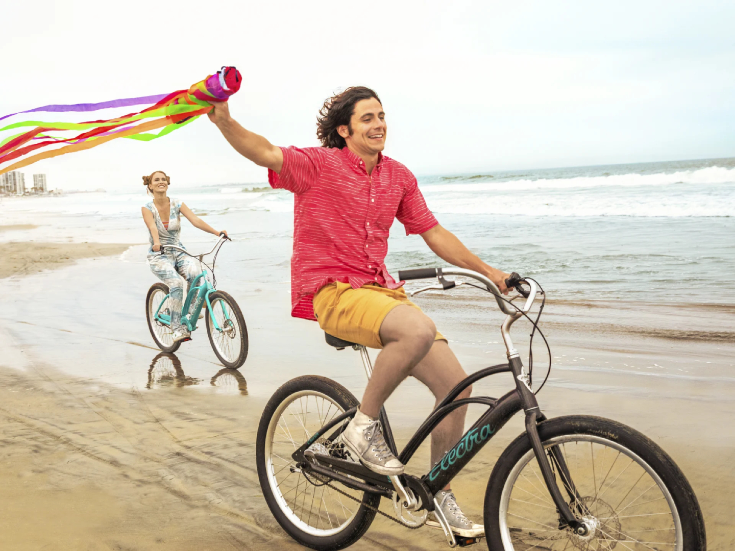 Watch E-bike Electra Cruiser GO! Step Thru White